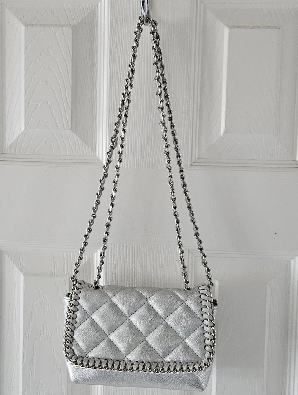 Steve Madden Quilted Metallic Silver Chain Shoulder Bag - Picture 9 of 16